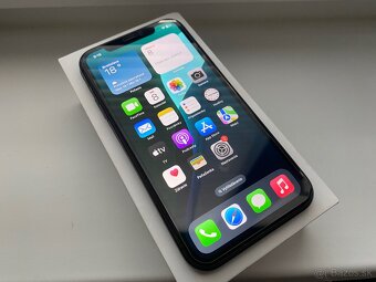 iPhone 11 64Gb - Top Stav - 6