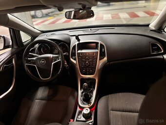 Opel astra J Sport tourer - 6