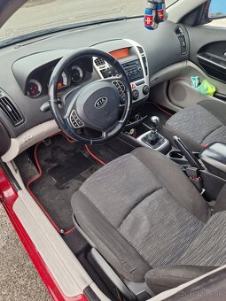 Kia ceed 1.6 CRDi - 6