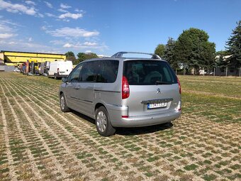 Peugeot 807 2.0 HDi (100 kW) Family, 7 miest, manuál, diesel - 6