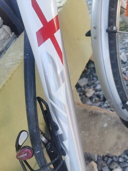 Damsky horsky trekingovy bicykel - 6
