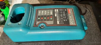 Nabíjačka makita - 6