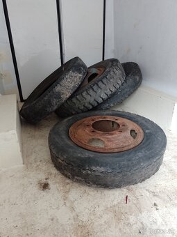 Predám kolesá na v3s - 6