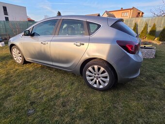 Astra J 1.4 benzín,  112000km - 6