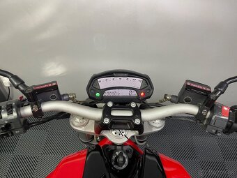 Ducati Monster 796 - 6