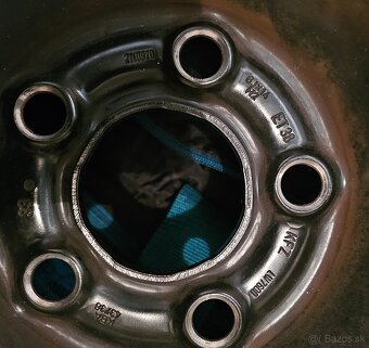 Predám zimne pneumatiky na diskoch zo seat Leon 175/80 r14 - 6