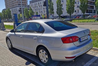 Volkswagen Jetta 1.6 TDI Comfortline (11/2012) - 6