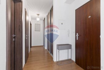 PRENÁJOM : 3 izb byt 64 m2, čiastočne zariadený, novostavba, - 6