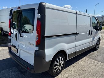 Renault Trafic 2,0 Dci 84kW Long 99tis km - 6