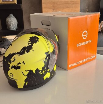 Prilba na motorku Schuberth C4 PRO, veľkosť L - 6
