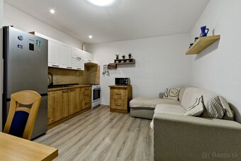 NA PREDAJ 2-IZBOVÝ BYT S VEĽKOU TERASOU V OBCI MALÉ LEVÁRE - 6