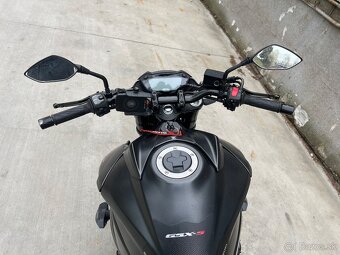 Suzuki GSX S 750 - 6