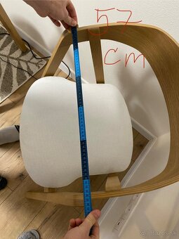 Predám jedálenské stoličky – moderný drevený dizajn - 6