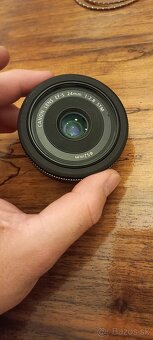 Objektív canon - 6