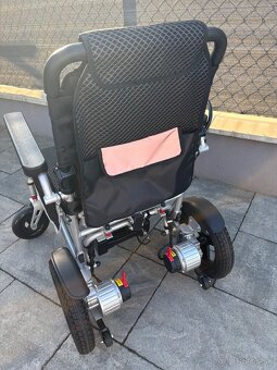 Predám elektricky invalidný vozík - 6