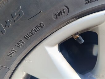 Toyota 5x114.3 R18 235/55 cely set zimne pneu - 6