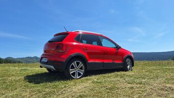 Volkswagen Polo 1.6 TDI 90k CROSS 7 - DSG - 6
