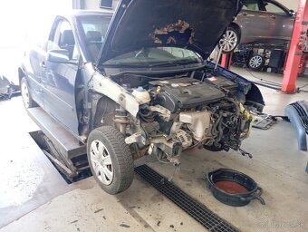 Vw Polo 1.4i - 6