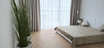 JEDINE U NÁS  BÝVAJ PRVÝ v 2i byte, NADSTAVBA, BALKÓN,Par - 6