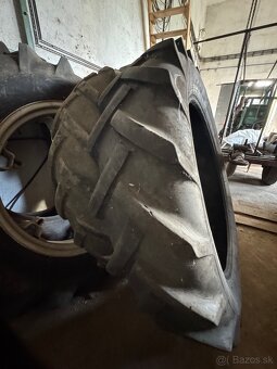 Predám kultivačne pneumatiky na traktor - 6