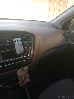 Hyundai i20 - 6