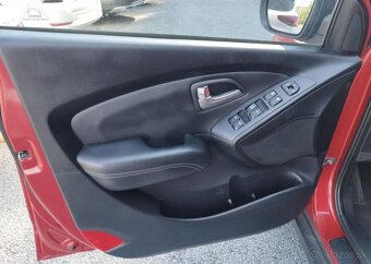 Hyundai ix35 1,6 GDI 99 KW CZ benzín manuál 99 kw - 6