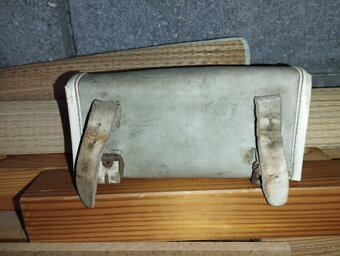 Starožitná detská sedačka a kapsa na náradie - 6