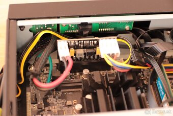 Pasívny Mini ITX počítač - 6