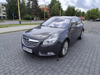 Opel Insignia Sports Tourer SW 4x4 2.0 nafta 118kw - 6