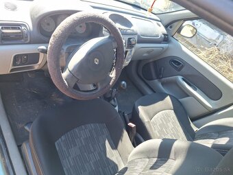 Renault Thalia 1.4 - 6