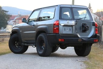 Nissan Patrol GR 3.0 DDTi, GU4, Prístrojovka v koži, 78000km - 6