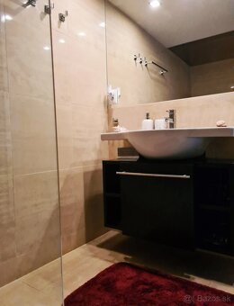 Krásny slnečný rodinný dom Rovinka 165m2 - 6