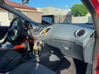 Ford Fiesta 1,4 benzín 71kW, 2009 - 6