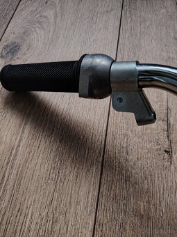 Babetta 210 - Nový chrómový volant - 6