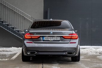 BMW Rad 7 730d xDrive A/T 2018 - 6