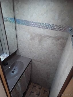 Obytný príves, karavan - 6