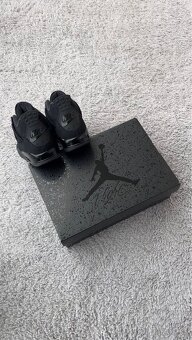 Jordan 4 Retro Black Cat (2025) - 6