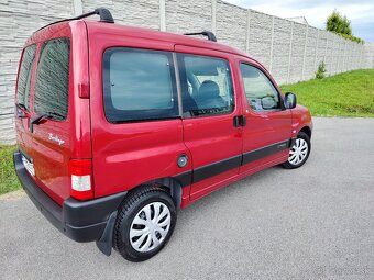 Citroen Berlingo 1.4 benzín 2009 - 6