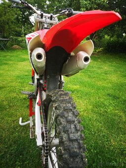 Honda CRF 450R, r.v. 2017 s el. startérem - 6