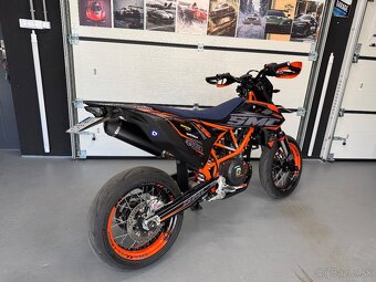 KTM 690 SMC-R 2023 - 6