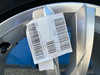 Volkswagen disk R18 5x112 235/45/18 Pirelli - 6