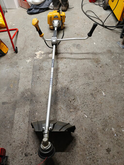 Krovinorez Stíga SBC 252 D - 6