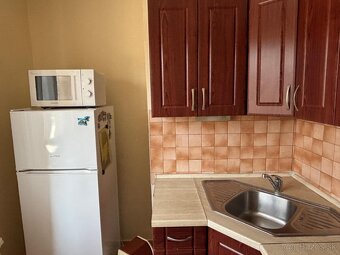 Predám 2-izbový byt v Brezne - 6