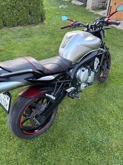 Yamaha FZ6 - 6