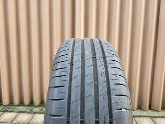 Predám letné pneu Goodyear 205/55 R17 91V DOT 2024 - 6