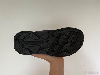 HOKA Clifton 9 velkost 44 - 6