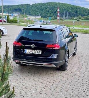 Volkswagen Golf ALLTRACK DSG 4x4 - 6