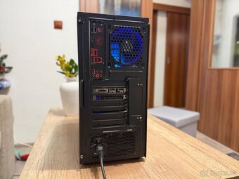Predám Vlastnoručne skladaný Herný Počítač - 6
