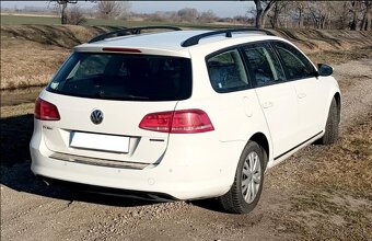 VW Passat 1.6 TDI Variant Comfortline - 6