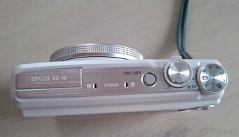 Olympus STYLUS XZ-10 - 6